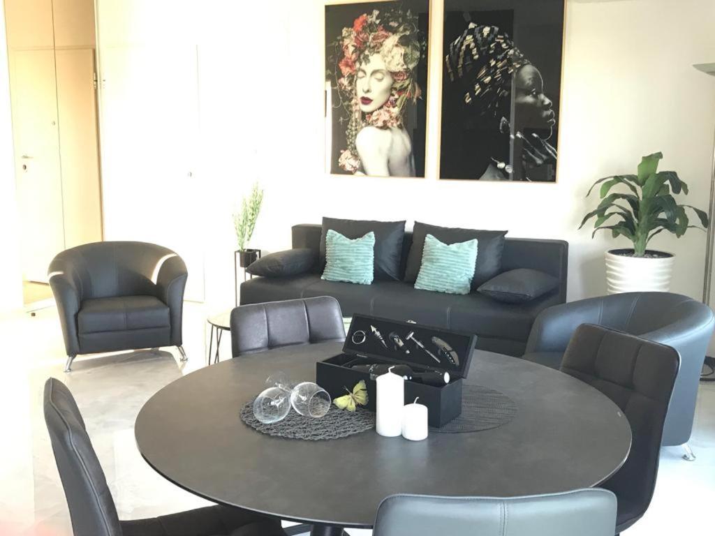 Hedonist-Luxury 2 Bedroom Apartment With Private Hot Tub, Garden And Free Parking Trogir Exteriör bild